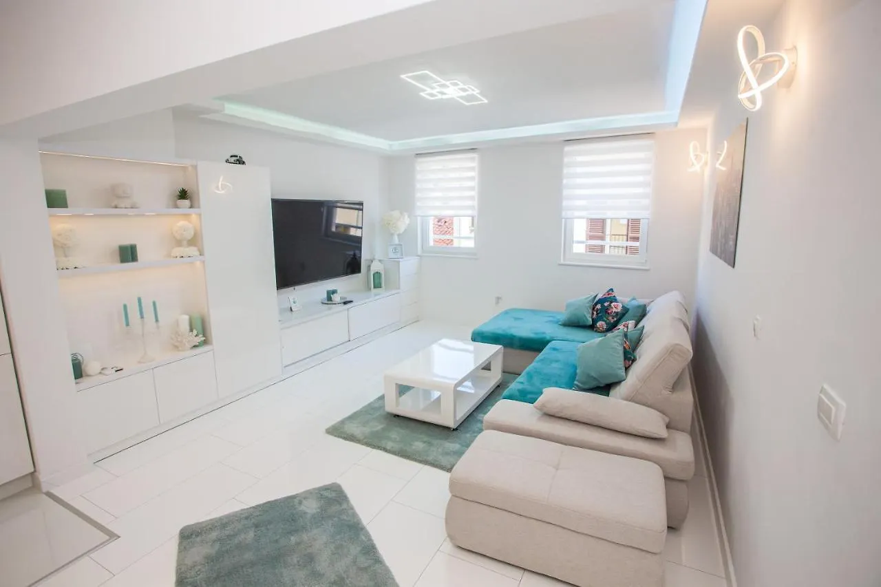 Apartman Pascal Porec 0*,  Croatia